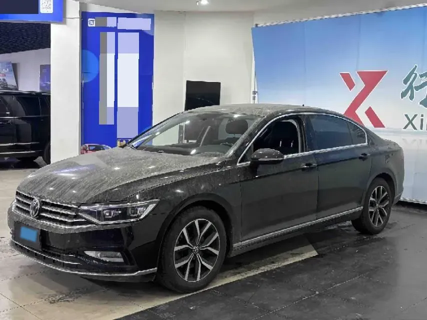 2020 Volkswagen Magotan 2.0T 186HP L4 7DCT,autocango,china used car exporter,china ev exporter,chinese used car exporter,chinese used ev exporter