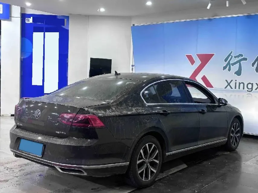 2020 Volkswagen Magotan 2.0T 186HP L4 7DCT,autocango,china used car exporter,china ev exporter,chinese used car exporter,chinese used ev exporter