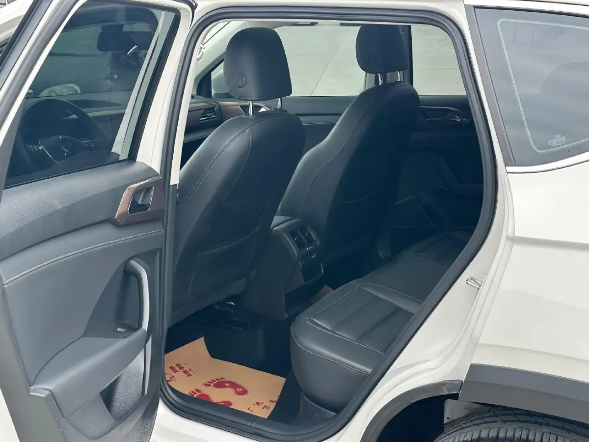 2022 Volkswagen Tharu 1.4T 150HP L4 7DCT,autocango,china used car exporter,china ev exporter,chinese used car exporter,chinese used ev exporter