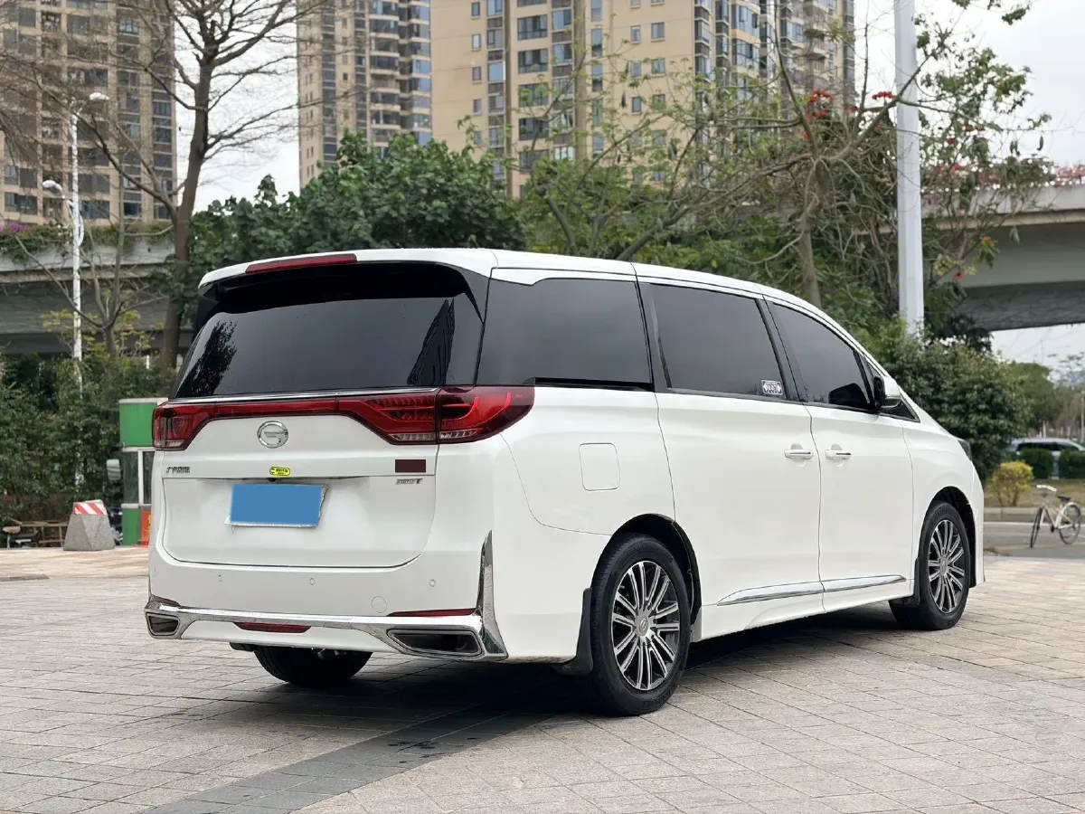 2021 GAC Trumpchi M8 2.0T 252HP L4 8AT,autocango,china used car exporter,china ev exporter,chinese used car exporter,chinese used ev exporter