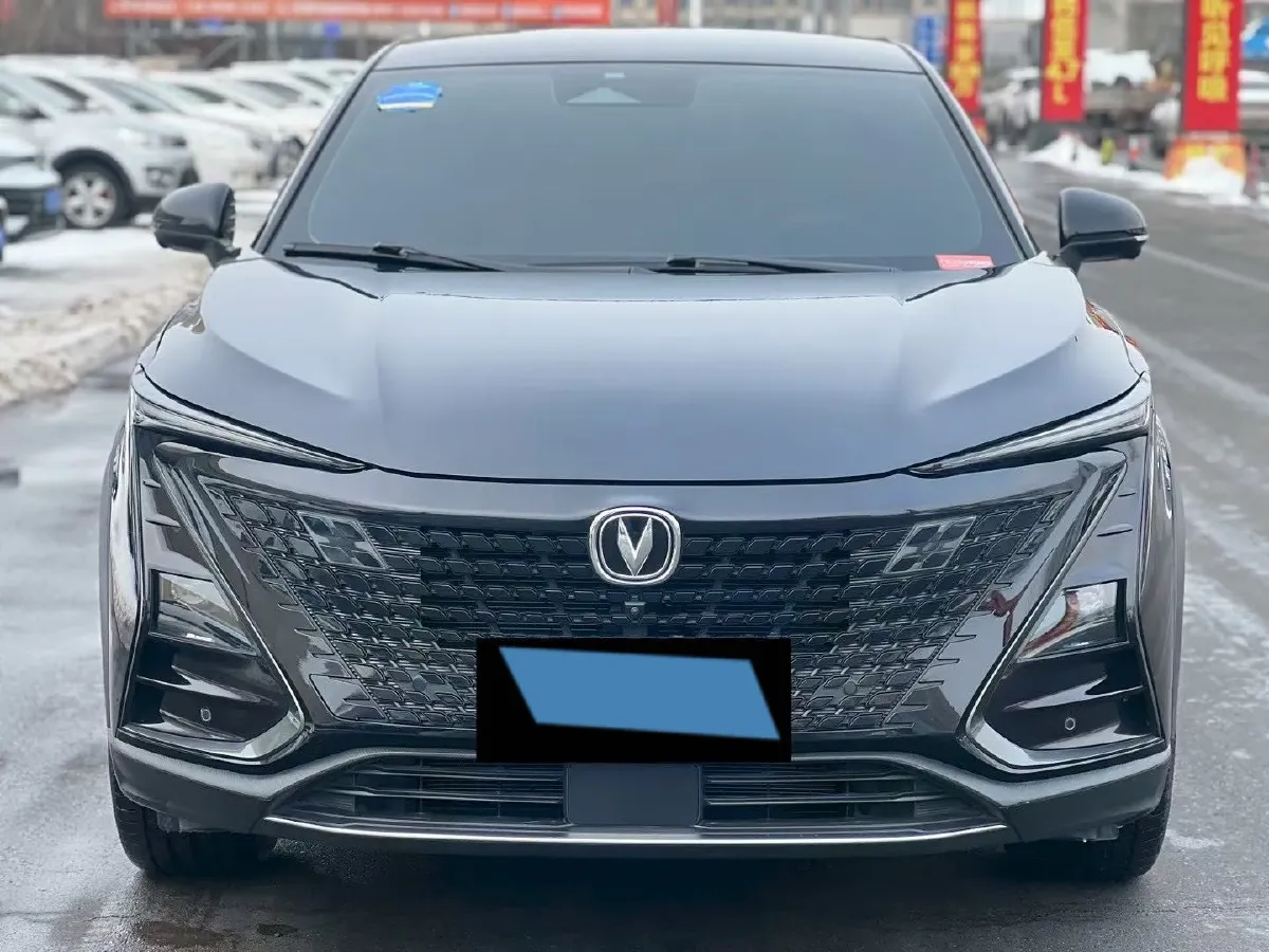 2022 ChangAn UNI-T 1.5T 188HP L4 7DCT,autocango,china used car exporter,china ev exporter,chinese used car exporter,chinese used ev exporter