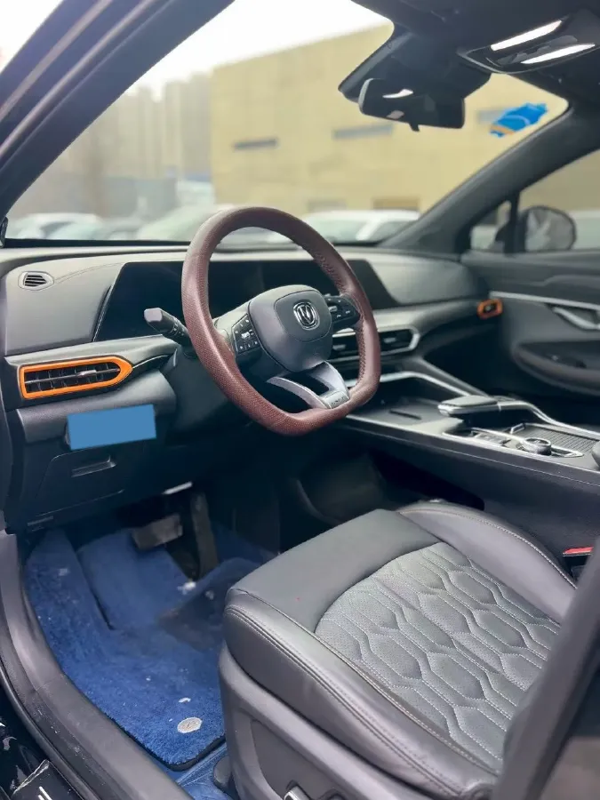 2022 ChangAn UNI-T 1.5T 188HP L4 7DCT,autocango,china used car exporter,china ev exporter,chinese used car exporter,chinese used ev exporter