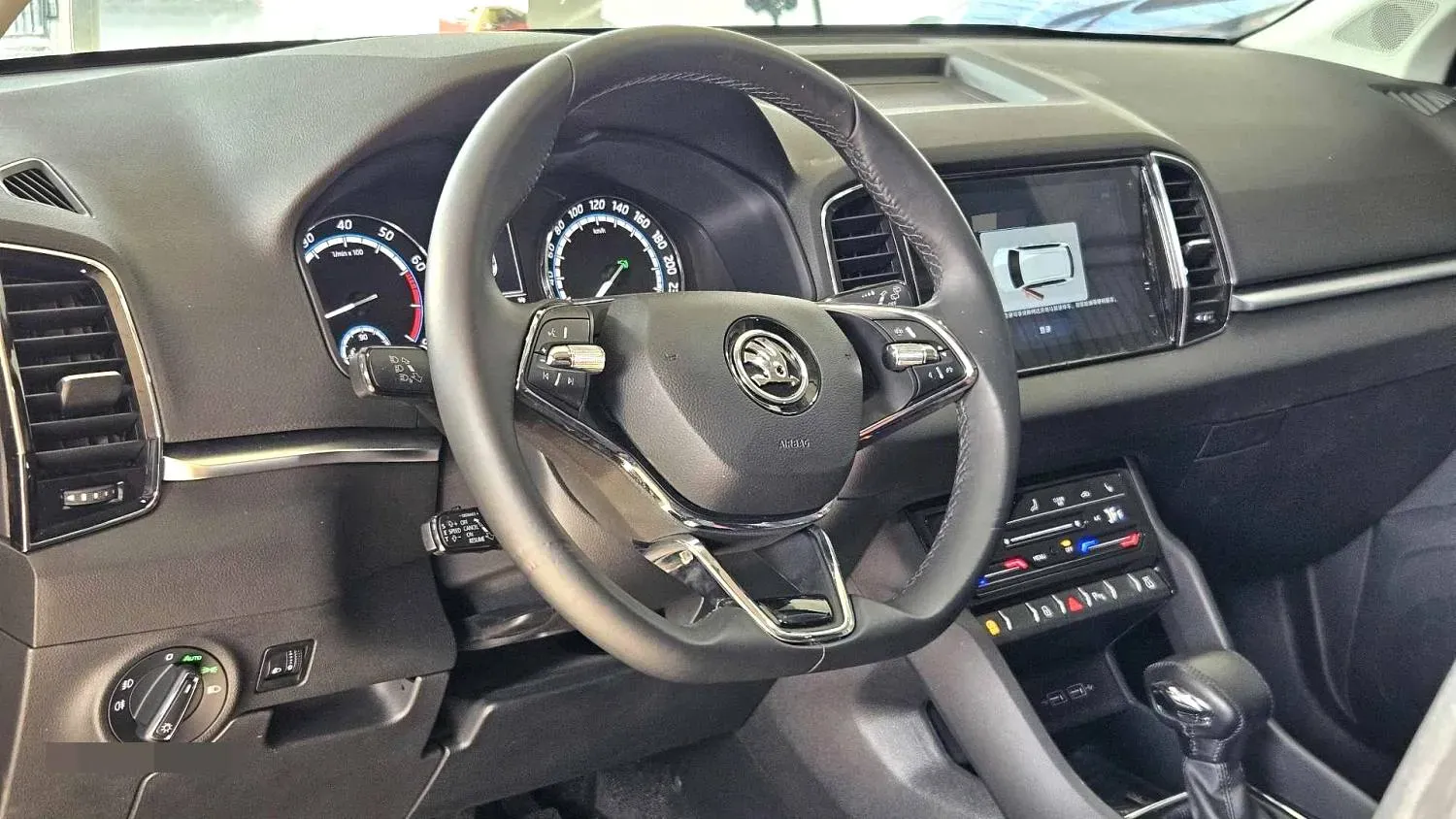 2021 Skoda Karoq 1.4T 150HP L4 7DCT,autocango,china used car exporter,china ev exporter,chinese used car exporter,chinese used ev exporter