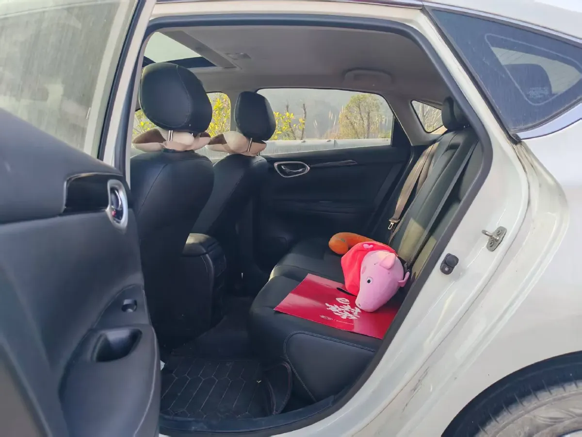 2021 Nissan Sylphy 1.6L 122HP L4 CVT,autocango,china used car exporter,china ev exporter,chinese used car exporter,chinese used ev exporter