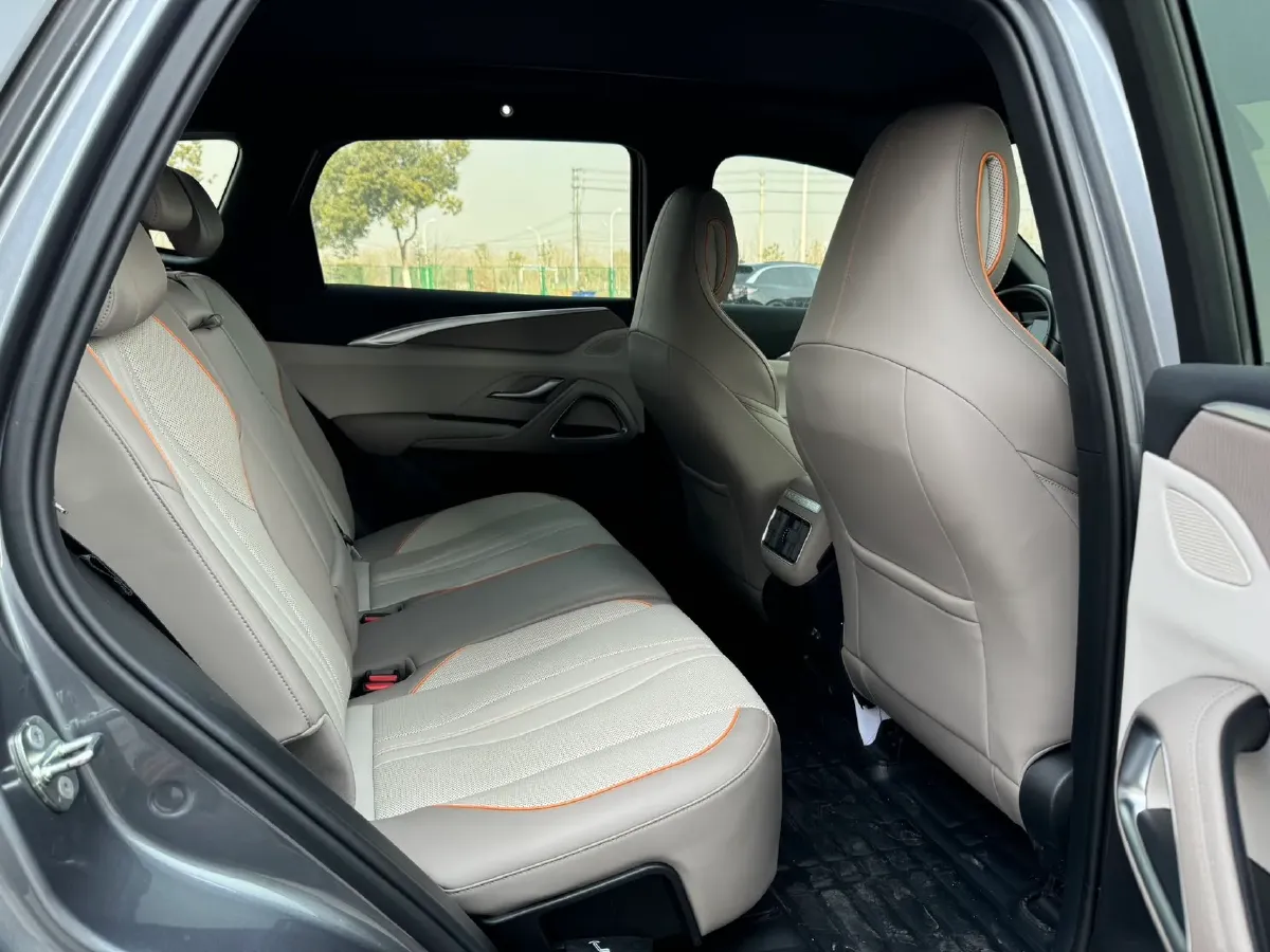 2023 BYD Song Pro 1.5L 110HP L4 E-CVT PHEV 18.3KWH,autocango,china used car exporter,china ev exporter,chinese used car exporter,chinese used ev exporter