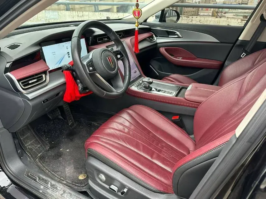 2024 HongQi H5 2.0T 224HP L4 8AT,autocango,china used car exporter,china ev exporter,chinese used car exporter,chinese used ev exporter