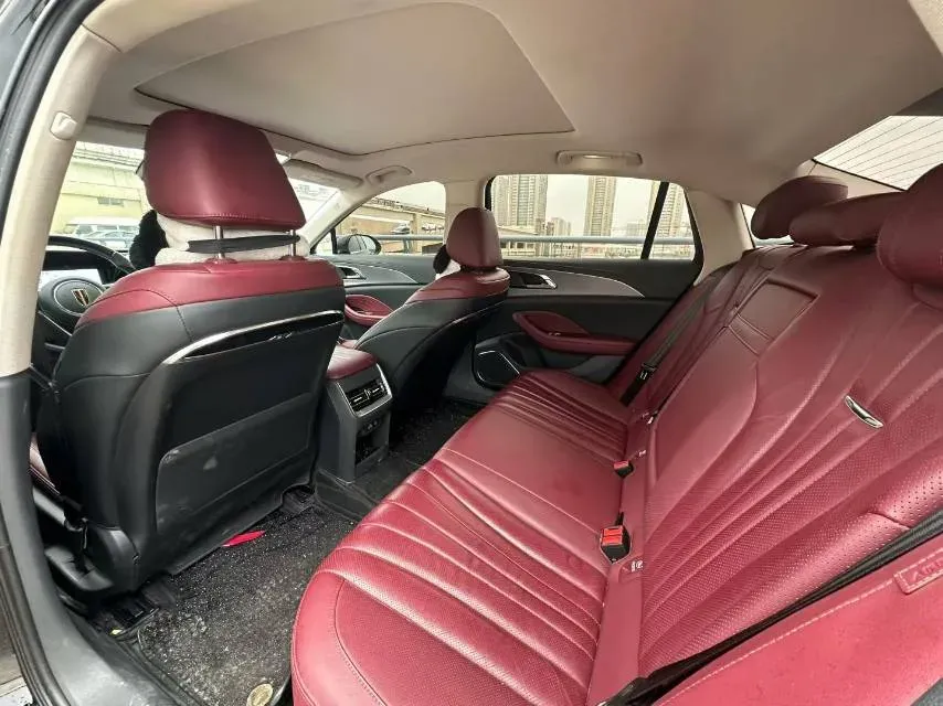 2024 HongQi H5 2.0T 224HP L4 8AT,autocango,china used car exporter,china ev exporter,chinese used car exporter,chinese used ev exporter