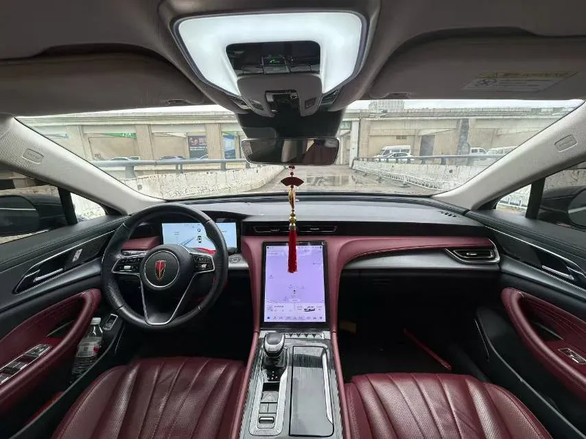 2024 HongQi H5 2.0T 224HP L4 8AT,autocango,china used car exporter,china ev exporter,chinese used car exporter,chinese used ev exporter