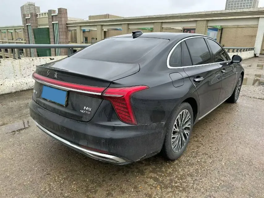 2024 HongQi H5 2.0T 224HP L4 8AT,autocango,china used car exporter,china ev exporter,chinese used car exporter,chinese used ev exporter
