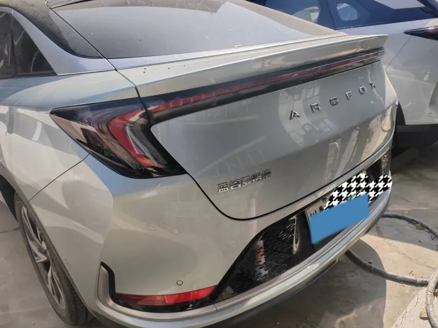2022 ARCFOX αS BEV 65.6KWH,autocango,china used car exporter,china ev exporter,chinese used car exporter,chinese used ev exporter
