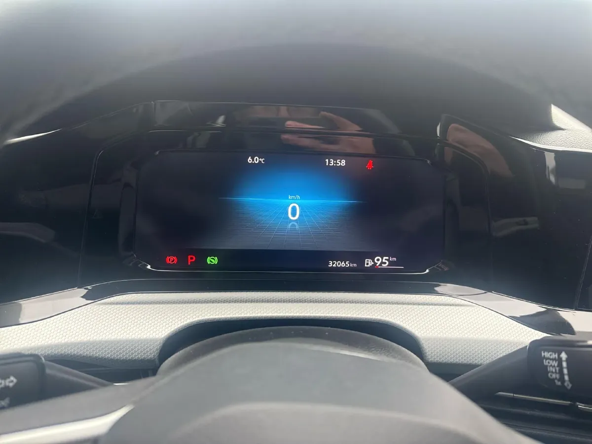 2023 Volkswagen Golf 1.2T 116HP L4 7DCT,autocango,china used car exporter,china ev exporter,chinese used car exporter,chinese used ev exporter