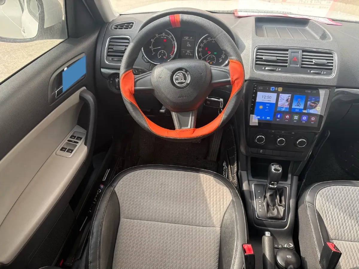 2017 Skoda Yeti 1.4T 150HP L4 7DCT,autocango,china used car exporter,china ev exporter,chinese used car exporter,chinese used ev exporter