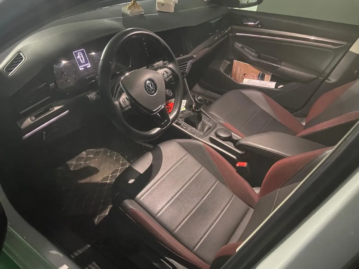 2020 Volkswagen Bora 1.5L 113HP L4 5MT,autocango,china used car exporter,china ev exporter,chinese used car exporter,chinese used ev exporter