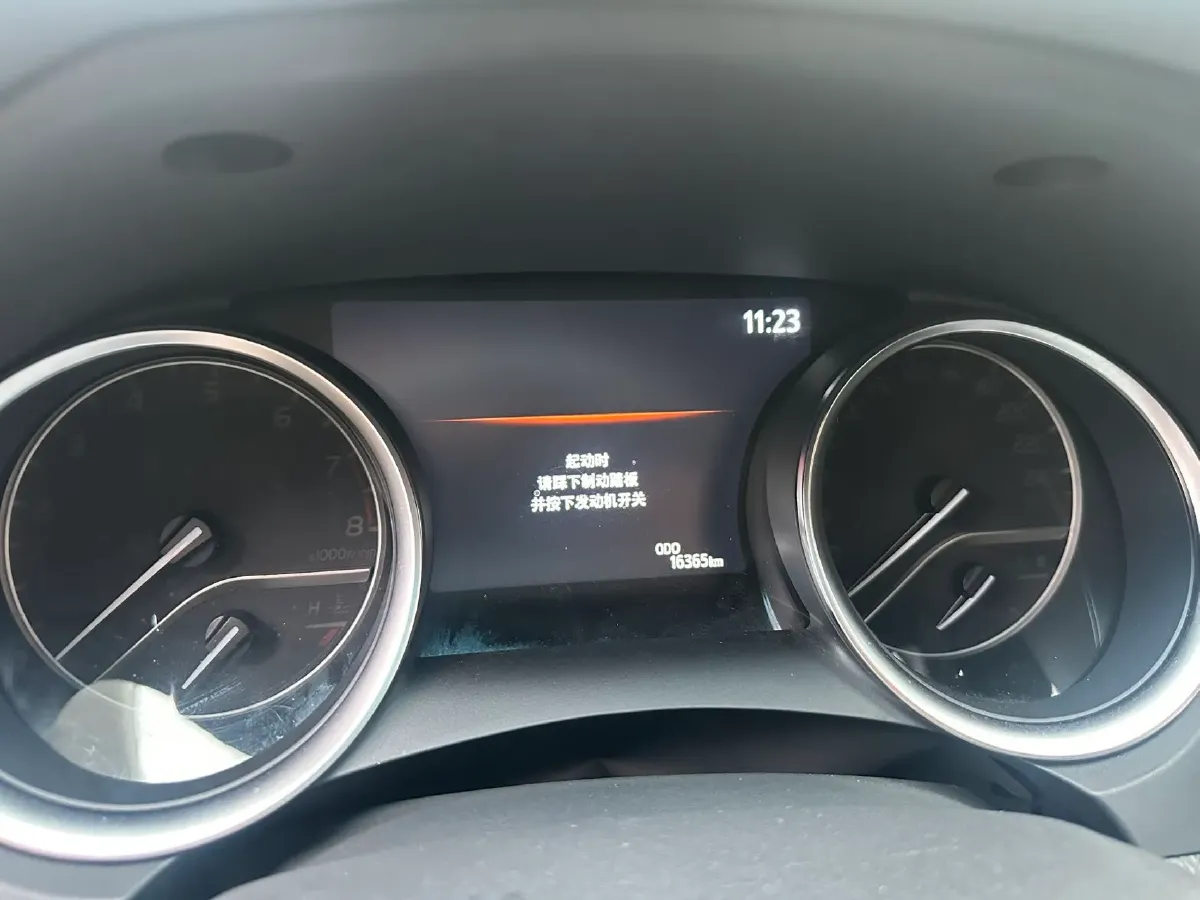 2023 Toyota Camry 2.0L 177HP L4 CVT,autocango,china used car exporter,china ev exporter,chinese used car exporter,chinese used ev exporter