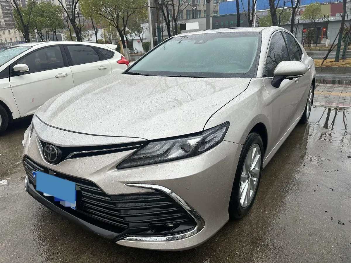 2023 Toyota Camry 2.0L 177HP L4 CVT,autocango,china used car exporter,china ev exporter,chinese used car exporter,chinese used ev exporter