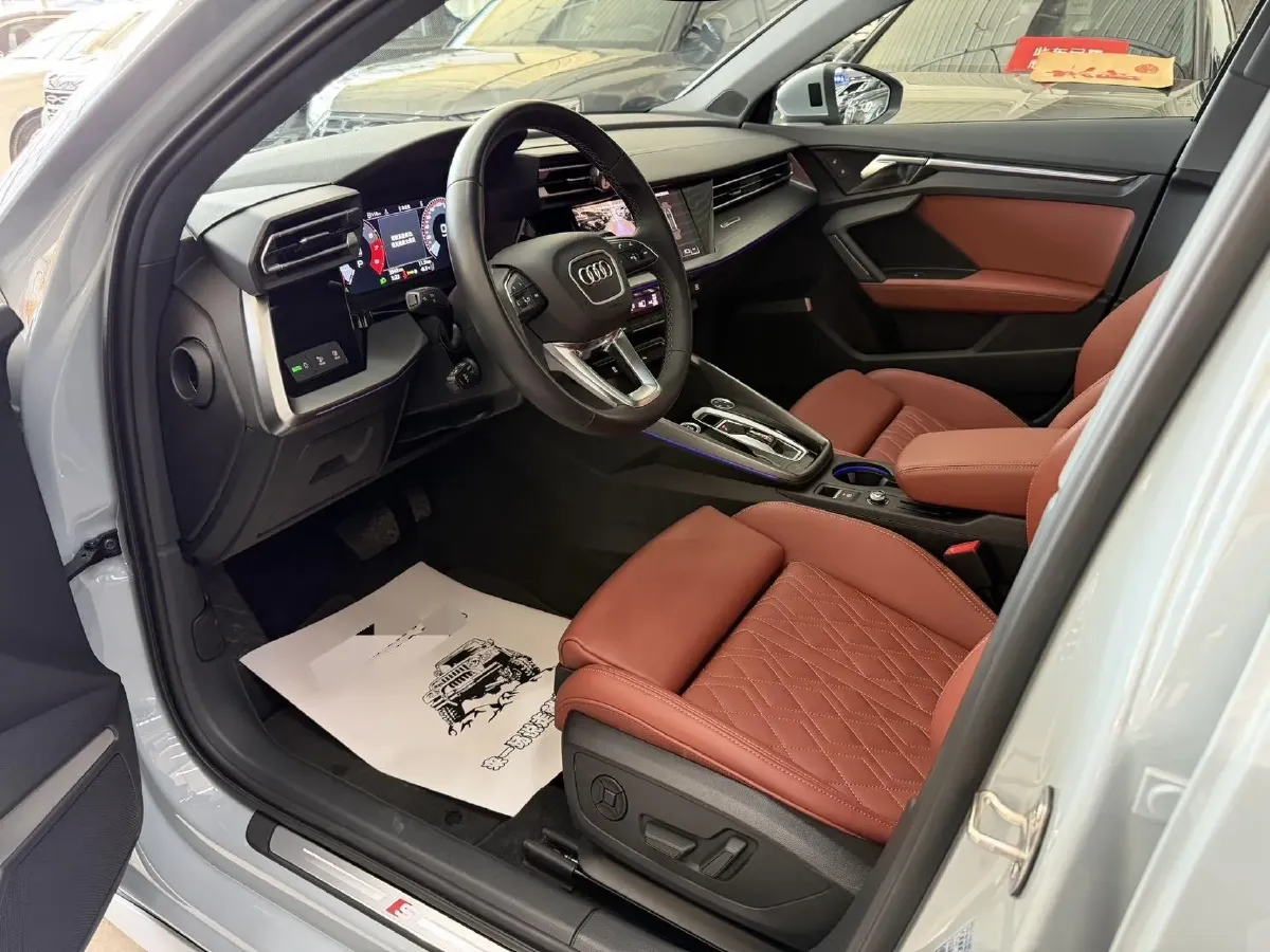 2025 Audi A3 1.5T 160HP L4 7DCT,autocango,china used car exporter,china ev exporter,chinese used car exporter,chinese used ev exporter