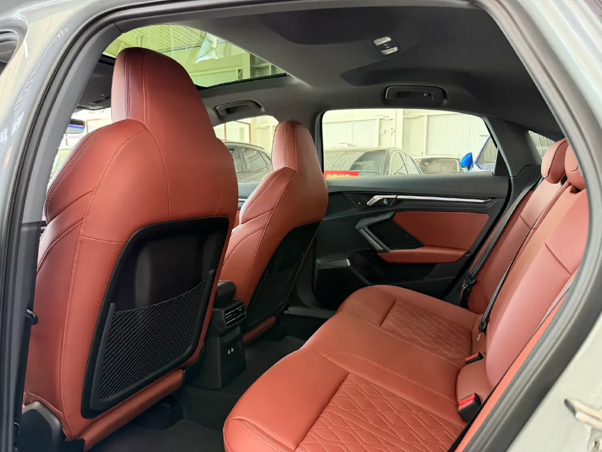 2025 Audi A3 1.5T 160HP L4 7DCT,autocango,china used car exporter,china ev exporter,chinese used car exporter,chinese used ev exporter