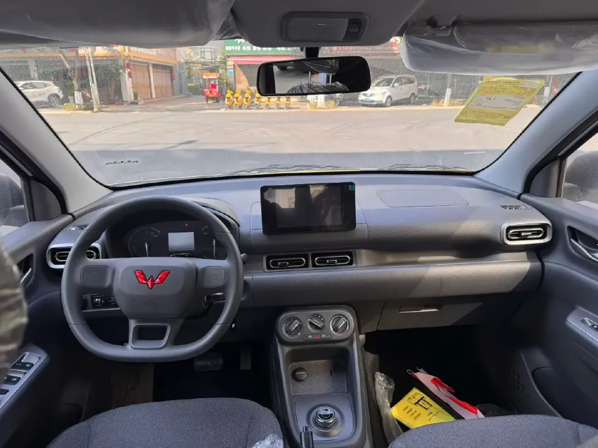 2025 WuLing HongGuang New Energy REEV 99HP REEV,autocango,china used car exporter,china ev exporter,chinese used car exporter,chinese used ev exporter