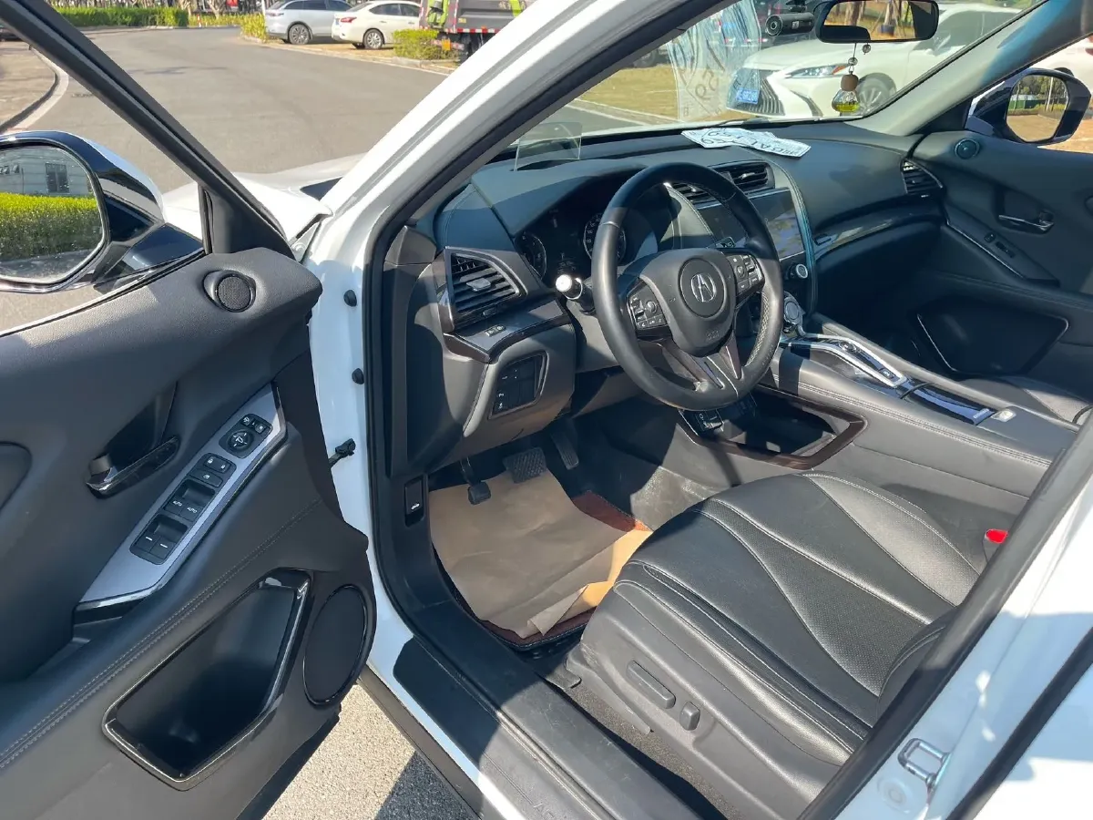 2016 Acura CDX 1.5T 182HP L4 8DCT,autocango,china used car exporter,china ev exporter,chinese used car exporter,chinese used ev exporter