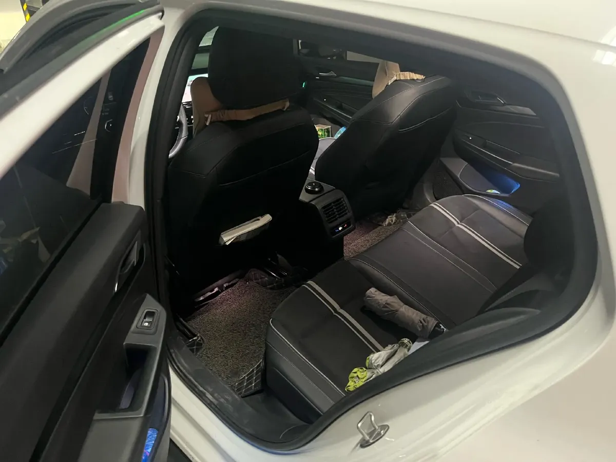 2021 Volkswagen Golf 1.4T 150HP L4 7DCT,autocango,china used car exporter,china ev exporter,chinese used car exporter,chinese used ev exporter