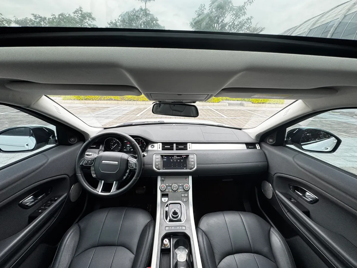 2018 Land Rover Range Rover Evoque 2.0T 200HP L4 9AT,autocango,china used car exporter,china ev exporter,chinese used car exporter,chinese used ev exporter