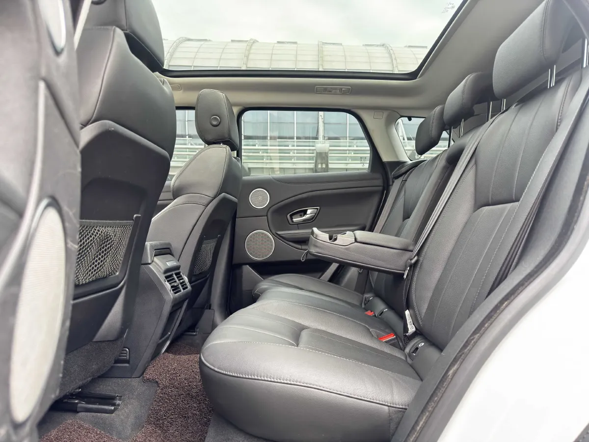 2018 Land Rover Range Rover Evoque 2.0T 200HP L4 9AT,autocango,china used car exporter,china ev exporter,chinese used car exporter,chinese used ev exporter