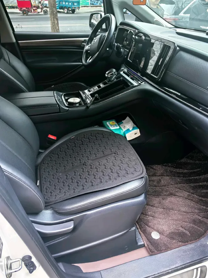 2021 GAC Trumpchi M8 2.0T 252HP L4 8AT,autocango,china used car exporter,china ev exporter,chinese used car exporter,chinese used ev exporter