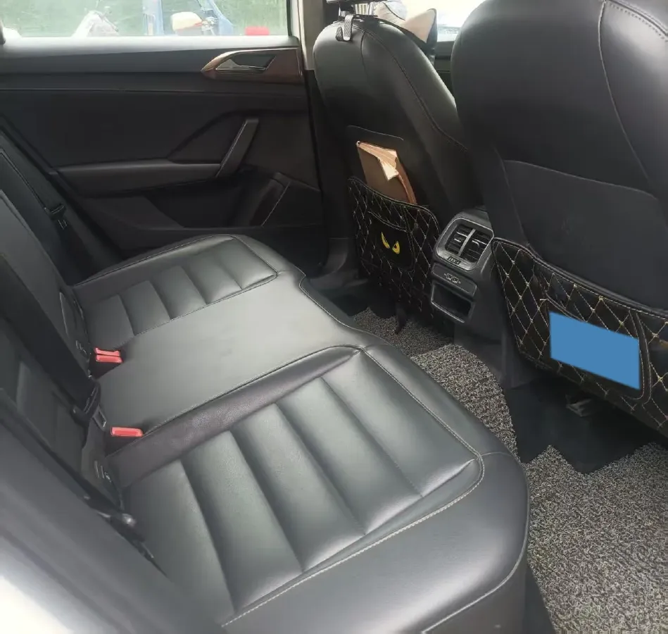 2019 MINI MINI 1.5T 102HP L3 7DCT,autocango,china used car exporter,china ev exporter,chinese used car exporter,chinese used ev exporter