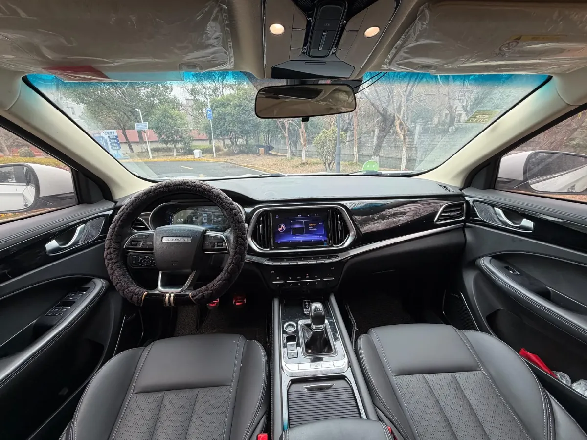 2019 Jetour X90 1.5T 147HP L4 6MT,autocango,china used car exporter,china ev exporter,chinese used car exporter,chinese used ev exporter