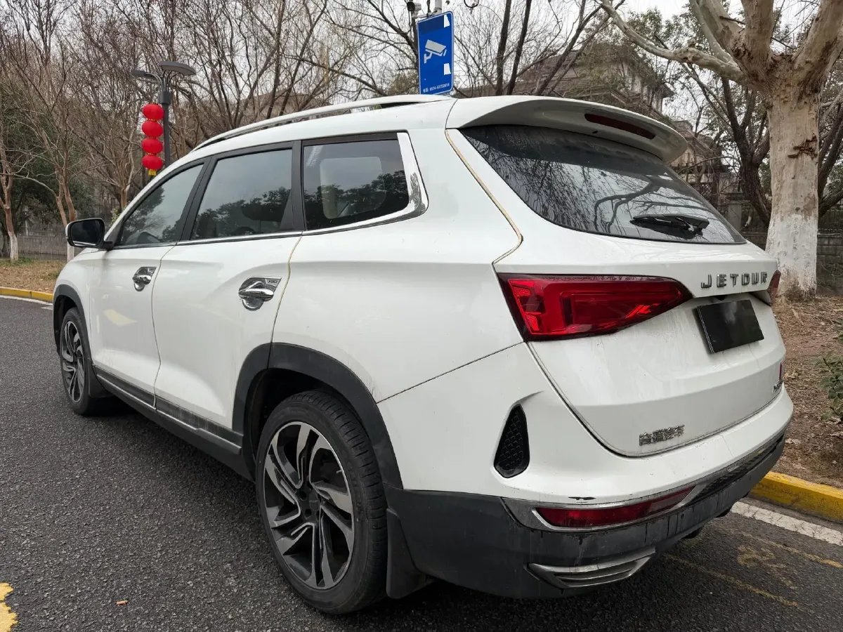 2019 Jetour X90 1.5T 147HP L4 6MT,autocango,china used car exporter,china ev exporter,chinese used car exporter,chinese used ev exporter