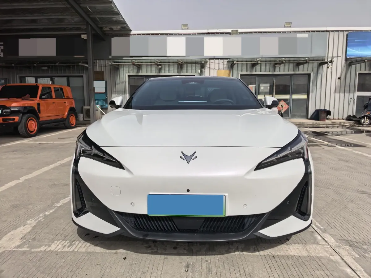 2025 ARCFOX αS5 BEV,autocango,china used car exporter,china ev exporter,chinese used car exporter,chinese used ev exporter