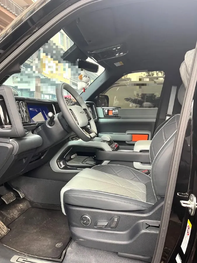 2023 FangChengBao Bao 5 1.5T 194HP L4 E-CVT PHEV 31.8KWH,autocango,china used car exporter,china ev exporter,chinese used car exporter,chinese used ev exporter