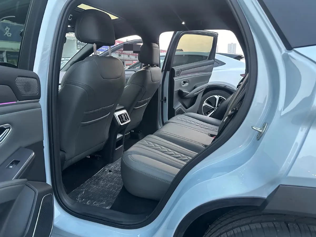 2025 BYD SongL DM-i 1.5L 101HP L4 E-CVT PHEV 26.6KWH,autocango,china used car exporter,china ev exporter,chinese used car exporter,chinese used ev exporter