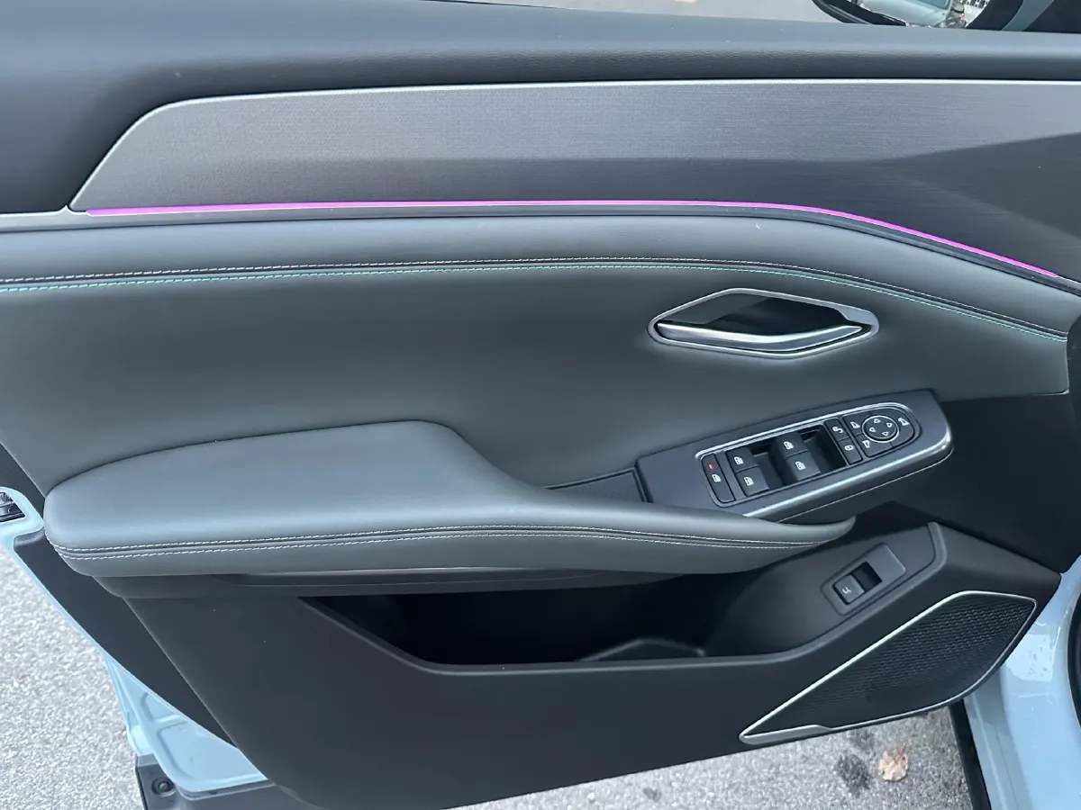 2025 BYD SongL DM-i 1.5L 101HP L4 E-CVT PHEV 26.6KWH,autocango,china used car exporter,china ev exporter,chinese used car exporter,chinese used ev exporter