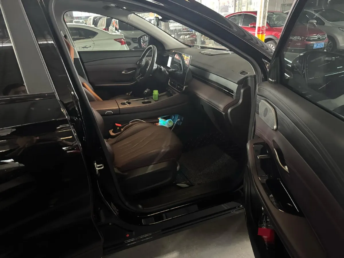 2024 Jetour X90 PRO 2.0T 254HP L4 7DCT,autocango,china used car exporter,china ev exporter,chinese used car exporter,chinese used ev exporter