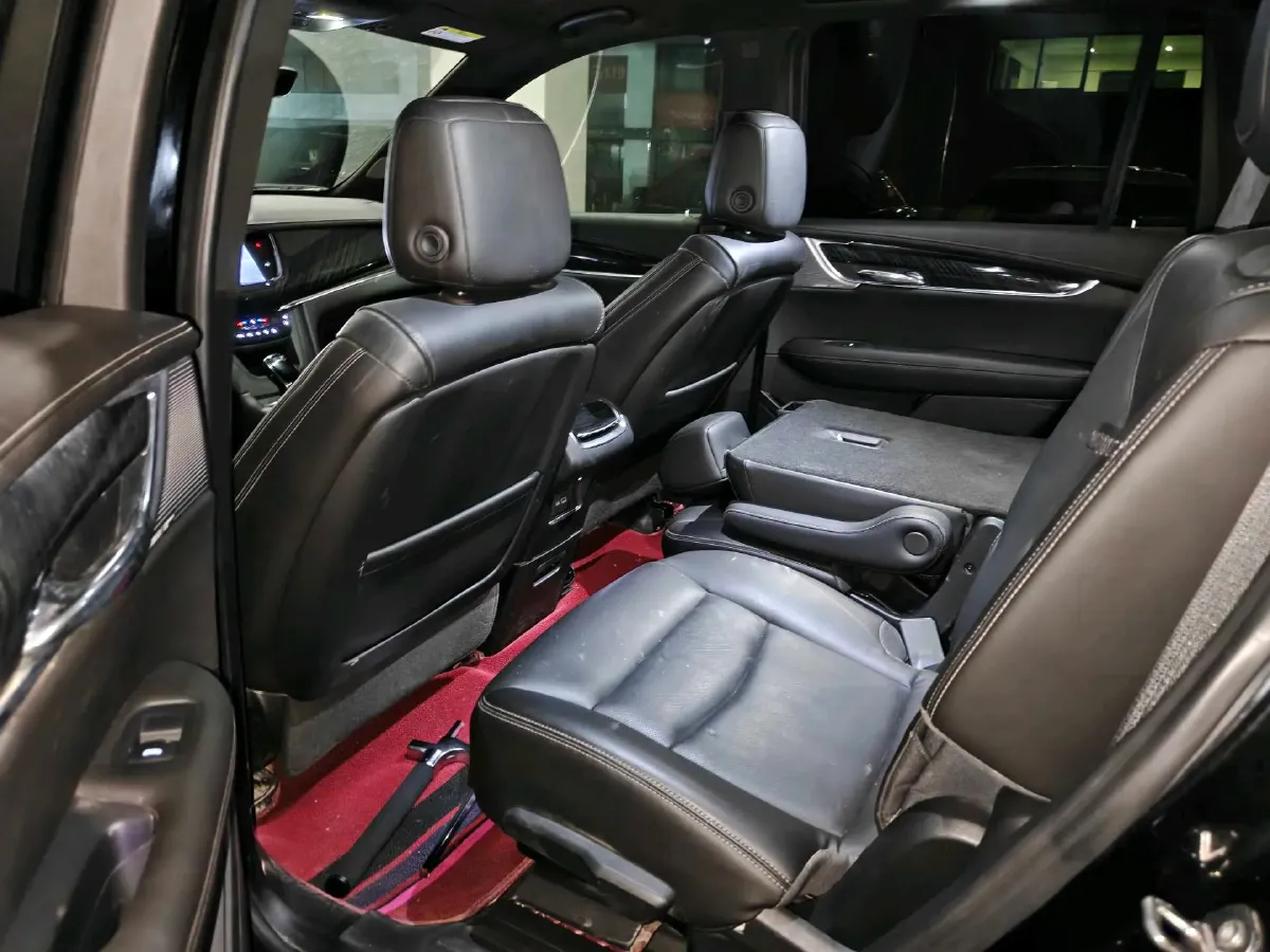 2022 Cadillac XT6 2.0T 237HP L4 9AT,autocango,china used car exporter,china ev exporter,chinese used car exporter,chinese used ev exporter