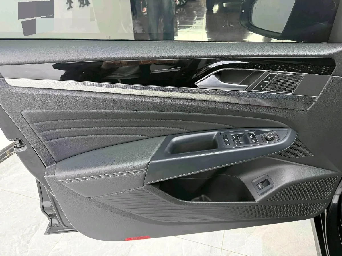 2022 Xpeng P7 BEV 60.2KWH,autocango,china used car exporter,china ev exporter,chinese used car exporter,chinese used ev exporter