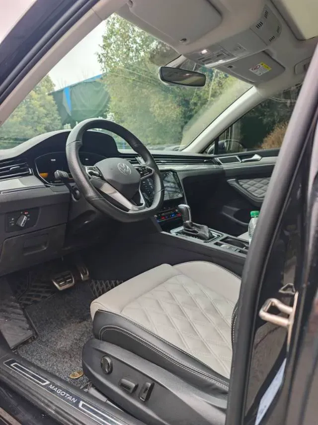 2023 Volkswagen Magotan 1.4T 150HP L4 7DCT,autocango,china used car exporter,china ev exporter,chinese used car exporter,chinese used ev exporter