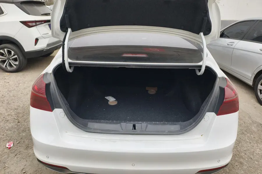 2020 Geely Emgrand 1.5L 109HP L4 CVT,autocango,china used car exporter,china ev exporter,chinese used car exporter,chinese used ev exporter