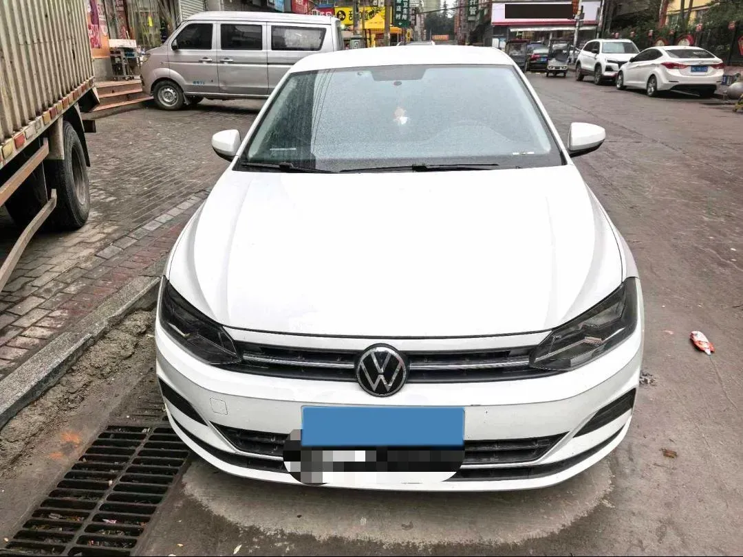 2023 Volkswagen Polo 1.5L 110HP L4 6AT,autocango,china used car exporter,china ev exporter,chinese used car exporter,chinese used ev exporter
