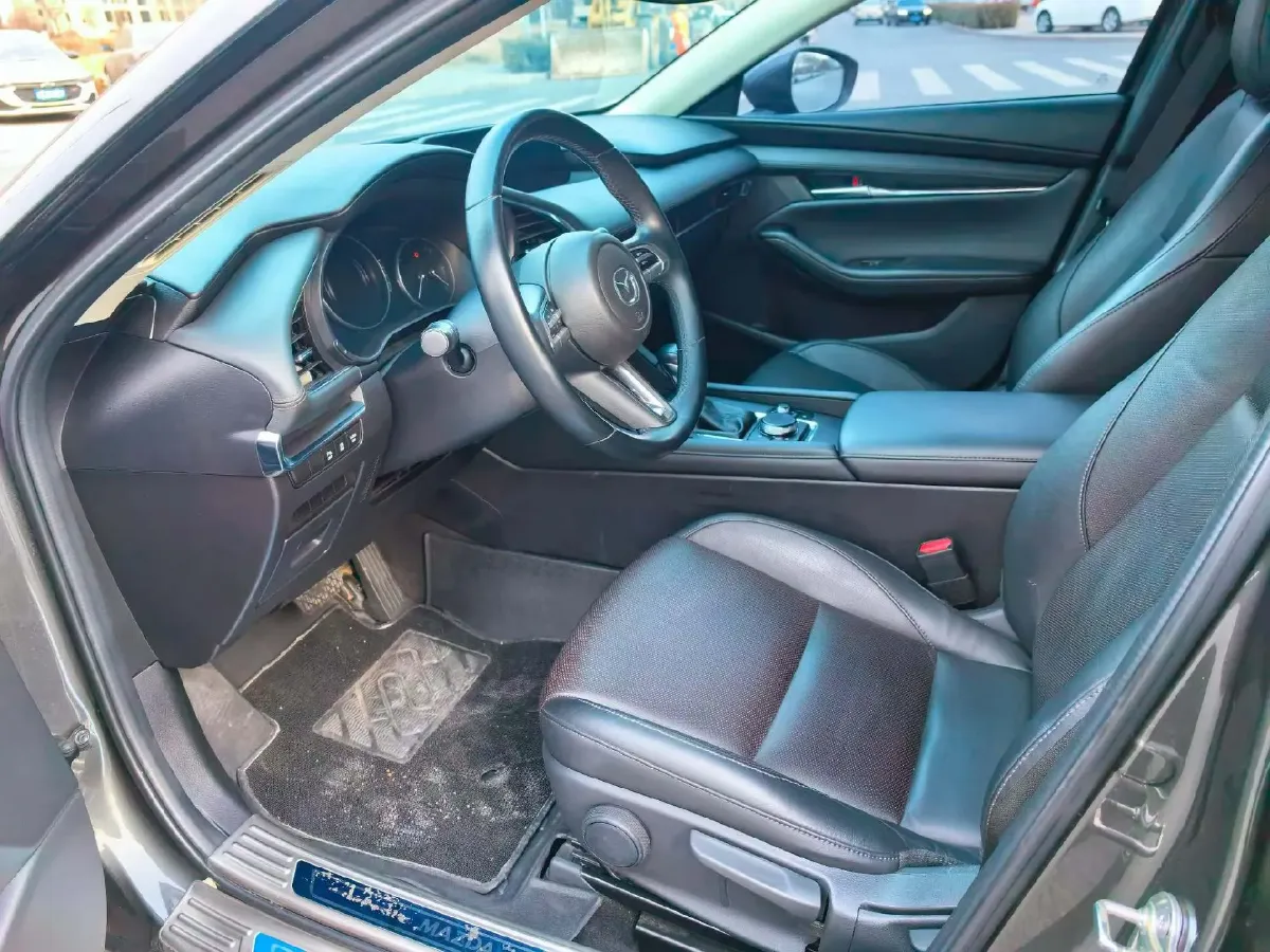 2020 Mazda 3 Axela 2.0L 158HP L4 6AT,autocango,china used car exporter,china ev exporter,chinese used car exporter,chinese used ev exporter