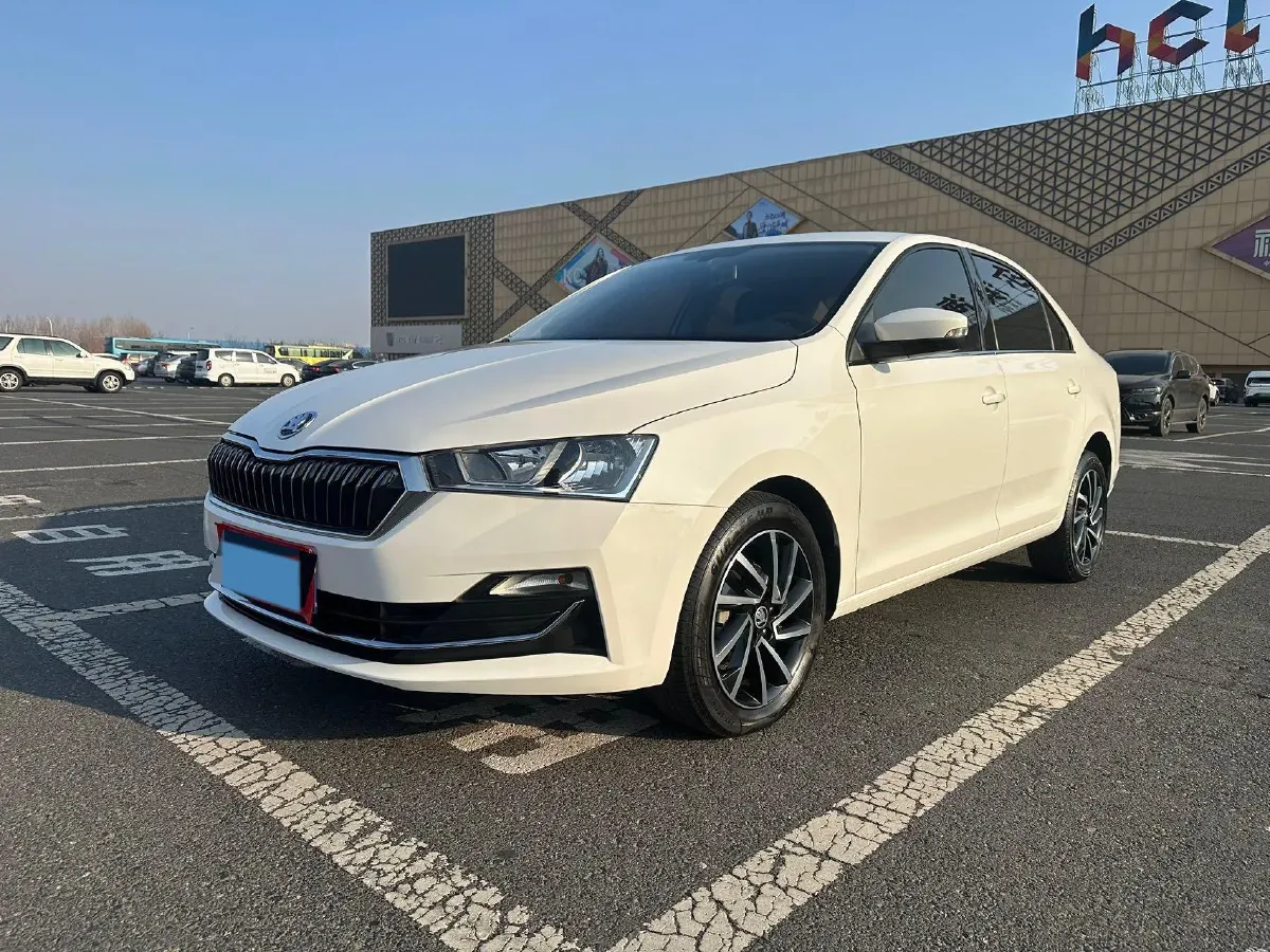 2022 Skoda Rapid 1.5L 112HP L4 6AT,autocango,china used car exporter,china ev exporter,chinese used car exporter,chinese used ev exporter