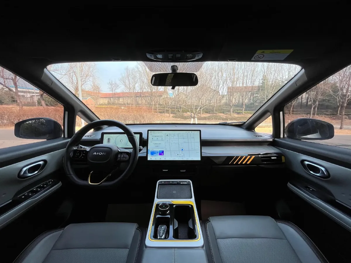 2022 Geely Okavango 1.8T 184HP L4 7DCT,autocango,china used car exporter,china ev exporter,chinese used car exporter,chinese used ev exporter