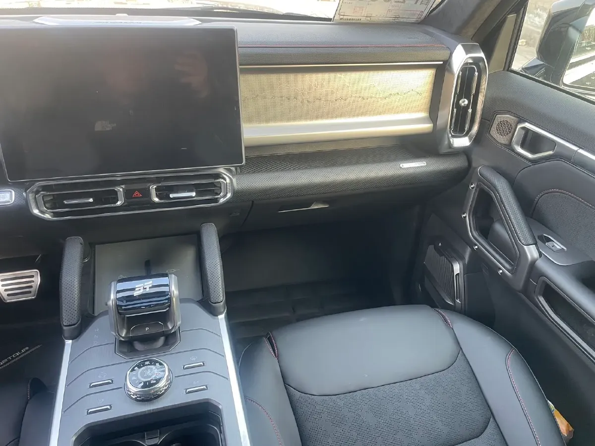 2026 Jetour Traveller 2.0T 254HP L4 7DCT,autocango,china used car exporter,china ev exporter,chinese used car exporter,chinese used ev exporter