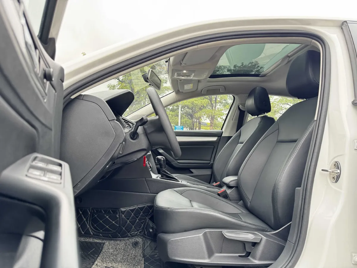 2019 Volkswagen Lamando 1.4T 131HP L4 7DCT,autocango,china used car exporter,china ev exporter,chinese used car exporter,chinese used ev exporter