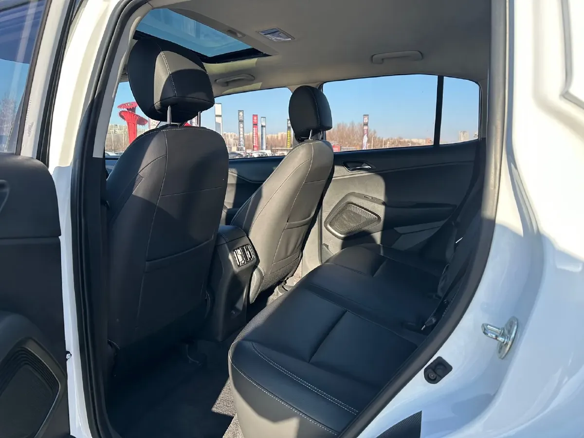 2021 Hyundai ix35 1.4T 140HP L4 7DCT,autocango,china used car exporter,china ev exporter,chinese used car exporter,chinese used ev exporter