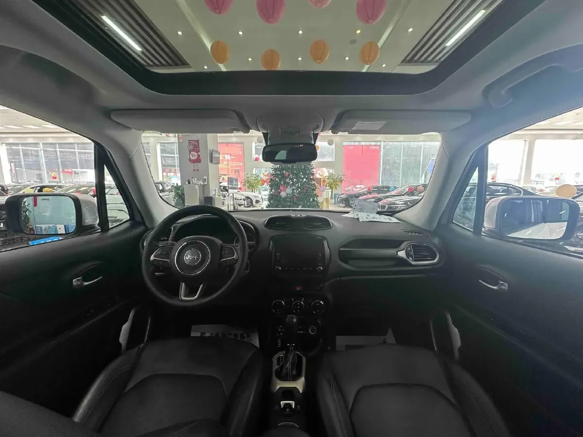 2017 Jeep Renegade 2.0L 155HP L4 9AT,autocango,china used car exporter,china ev exporter,chinese used car exporter,chinese used ev exporter