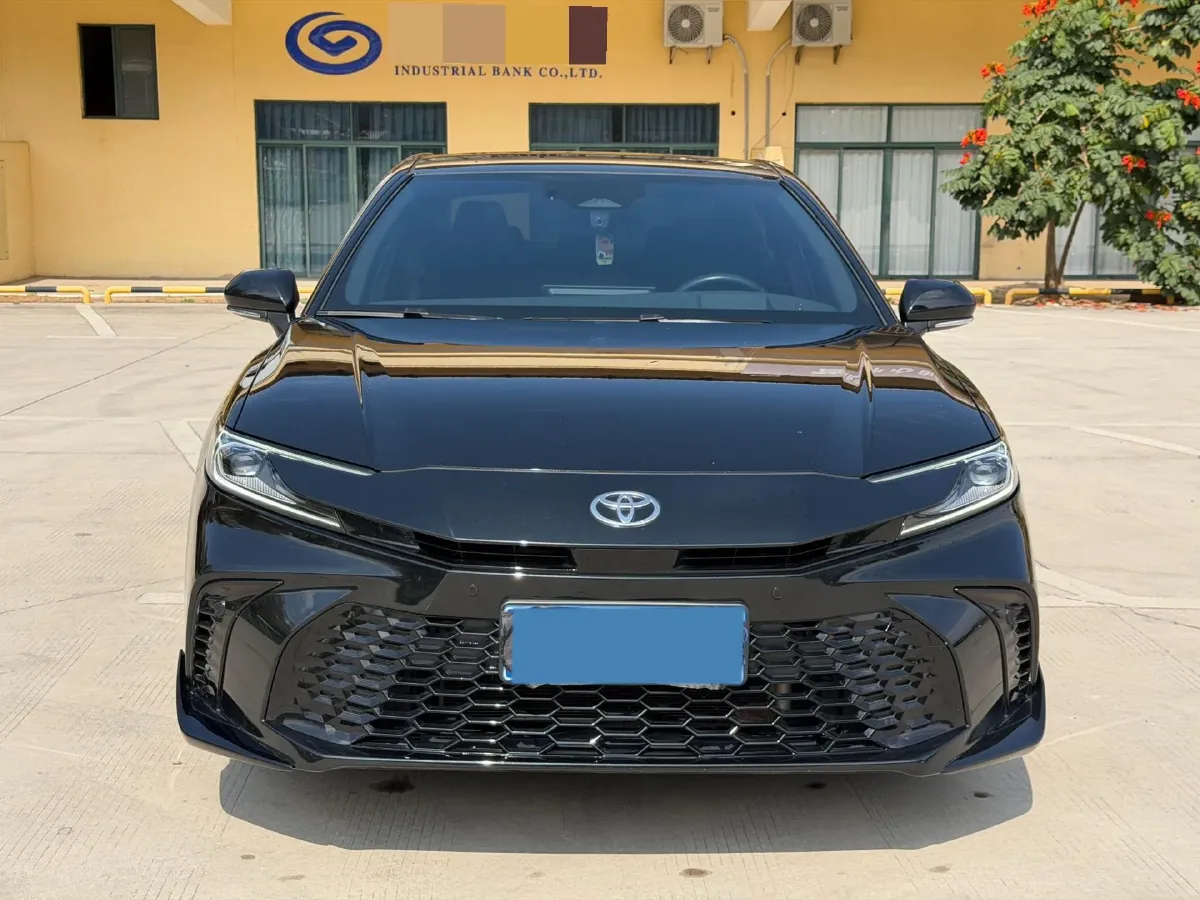 2024 Toyota Camry 2.0L 173HP L4 CVT,autocango,china used car exporter,china ev exporter,chinese used car exporter,chinese used ev exporter