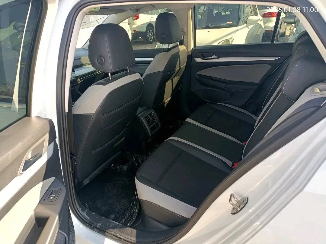 2023 Volkswagen Golf 1.4T 150HP L4 7DCT,autocango,china used car exporter,china ev exporter,chinese used car exporter,chinese used ev exporter