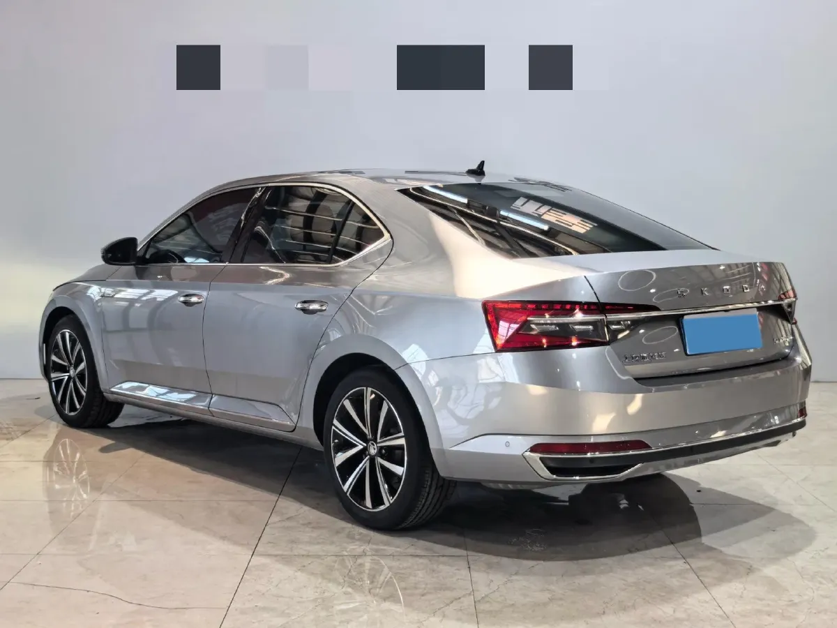 2023 Skoda Superb 1.4T 150HP L4 7DCT,autocango,china used car exporter,china ev exporter,chinese used car exporter,chinese used ev exporter